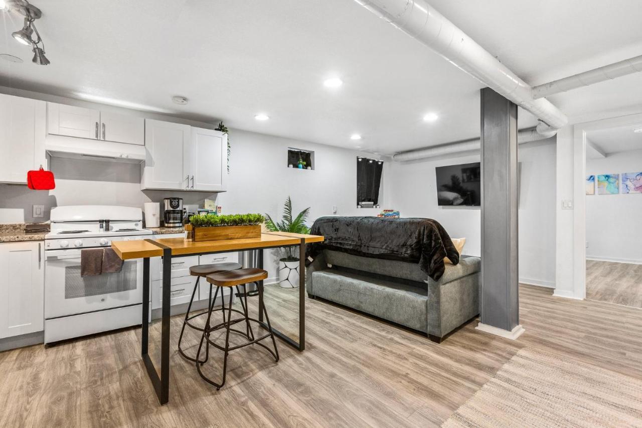 Вилла Basement With Full Kitchen And Near Downtown Денвер Экстерьер фото