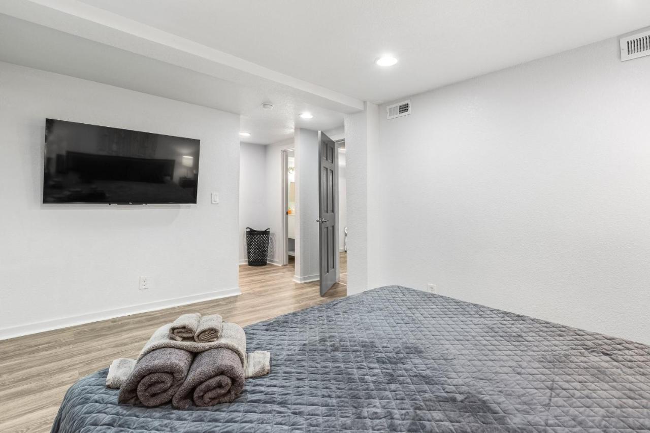 Вилла Basement With Full Kitchen And Near Downtown Денвер Экстерьер фото