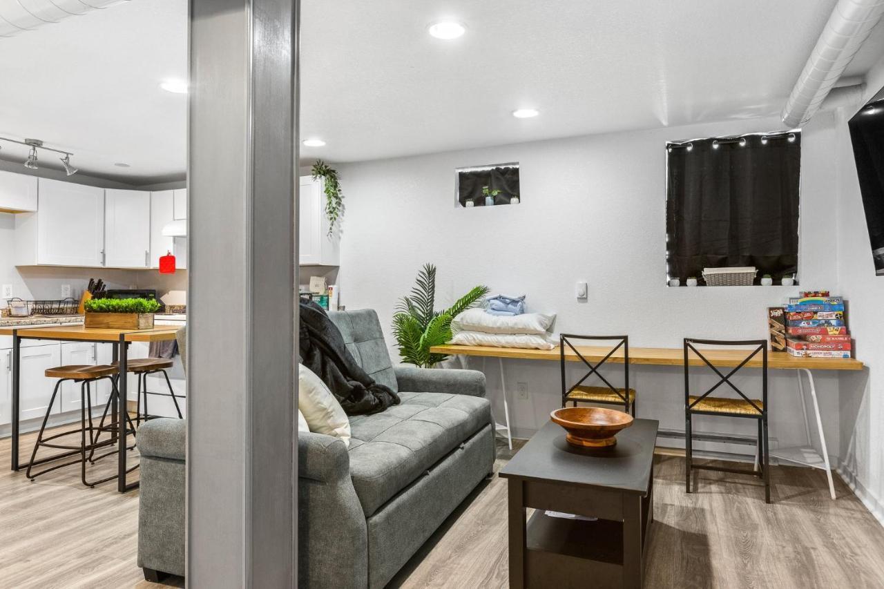 Вилла Basement With Full Kitchen And Near Downtown Денвер Экстерьер фото