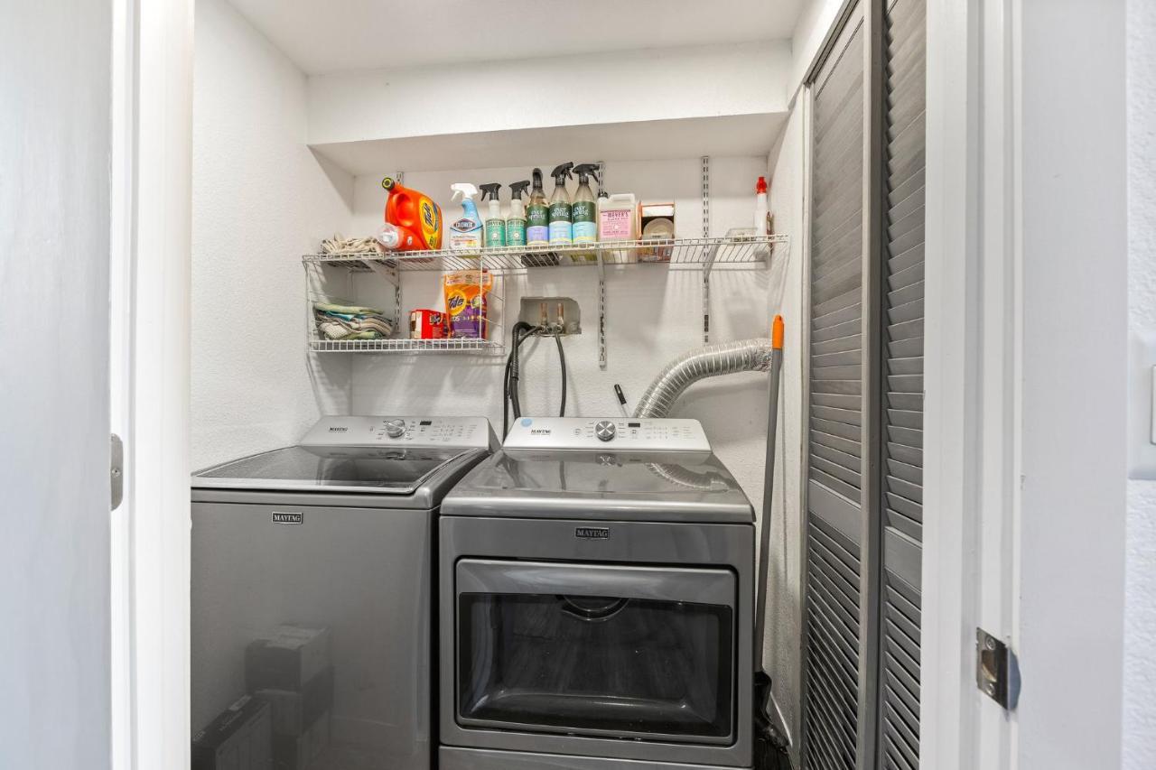 Вилла Basement With Full Kitchen And Near Downtown Денвер Экстерьер фото